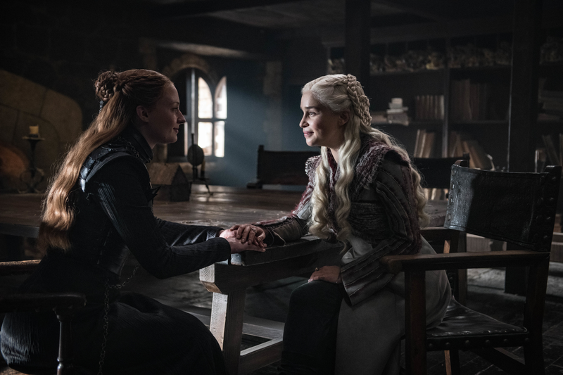 Illustration for article titled Is Daenerys a “Mad Queen”? How much death is coming? And more burning Game Of Thrones questions
